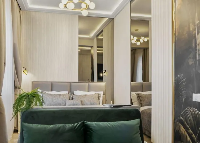 Jungle Breath - Centre 부쿠레슈티